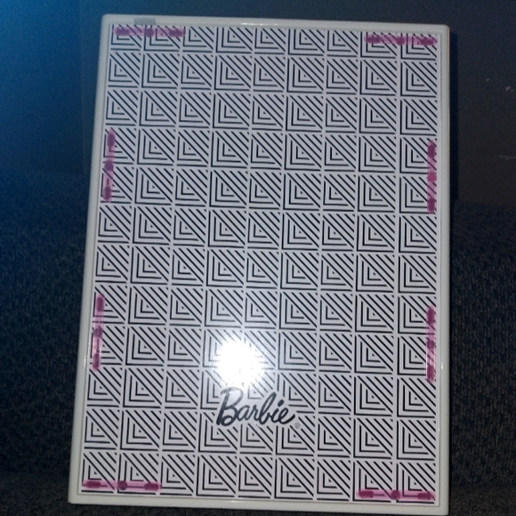 Barbie Closet. - Picture 8 of 11